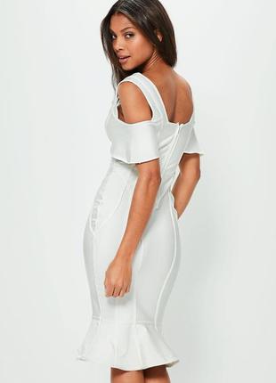 Сукня міді бандажне античний білий missguided розмір 82 фото