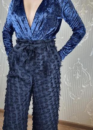 Оксамитове боді