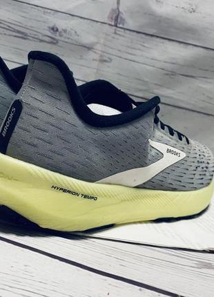 Легкие беговые кроссовки brooks hyperion tempo 1103391d099 оригинал5 фото