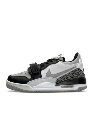 Женские кроссовки найк nike air jordan legasy 312 low white black gray