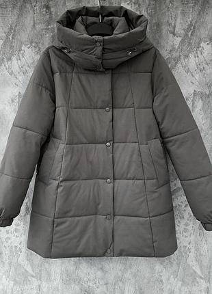 Жіноча зимова куртка, р.м підійде і на l, див. на заміри