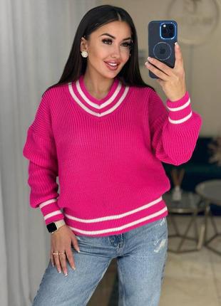Вязаный свитер свободного кроя теплый стильный базовый с полоскатыми манжетами бежевый розовый серый3 фото