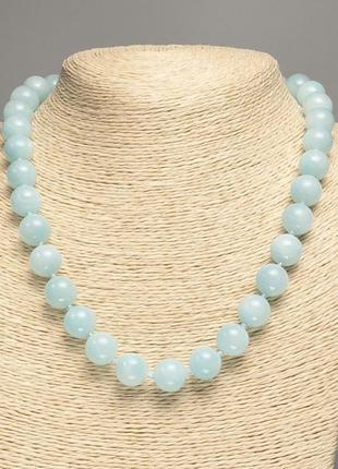 Намисто світло блакитний "аквамарин" гладка кулька d-12мм+-, l-50см+- з каменю білий нефрит (сінт. фарб.)