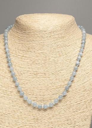 Ожерелье серо голубой "акварин" гладкий шарик d-6мм+-, l-50см+- из камня белый нефрит (синт. красок.)