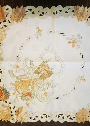 Дуже красива новорічна серветка