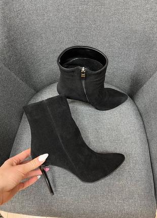 Базовые классические ботильоны на шпильке черные замшевые много цветов