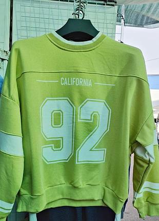 Жіночий світшот 8