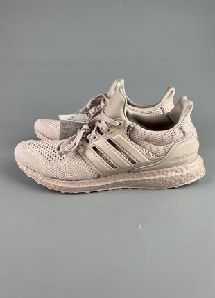 Фирменные кроссовки adidas ultraboost 1.0