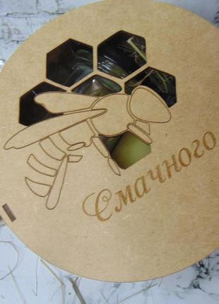 Подарунковий набір меду у деревяній коробці 2шт6 фото