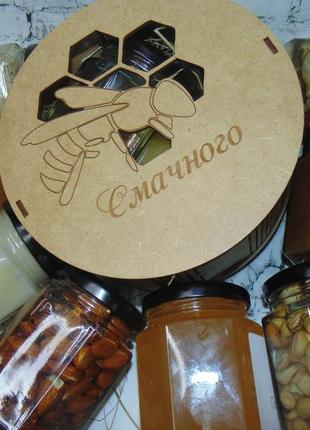 Подарунковий набір меду у деревяній коробці 2шт7 фото