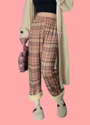 Меховые штаны в клеточку клеточку розовые  зимние с мехом теплые в корейском стиле