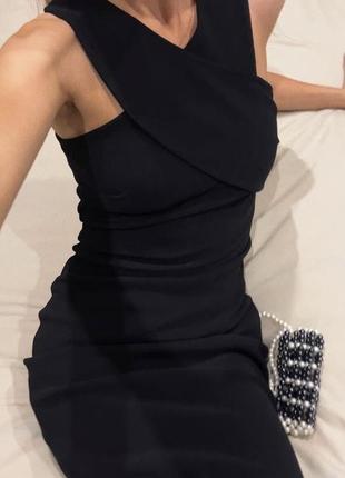Черное бандажное платье8 фото
