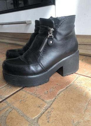 Кожаные ботильоны на цигейке ботинки