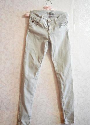 Світло-сірі джинси zara скіні