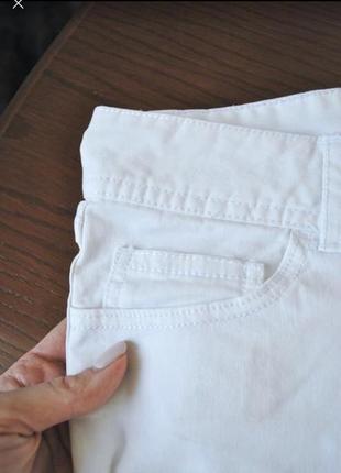 Джинсовые белые шорты2 фото