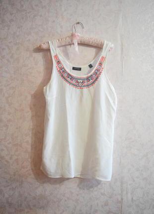 Красива маєчка блуза орнамент