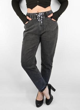 Джинси мом на гумці єврозима жіночі стильні джинси у великих розмірах від 30 до 36 сірий колір