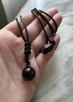 Кулон подвеска обсидиан черный на шнурке предохраняет