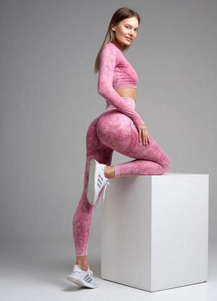 Спортивный костюм двойка (рашгард и леггинсы) с пуш-ап эффектом малинового цвета, размер m