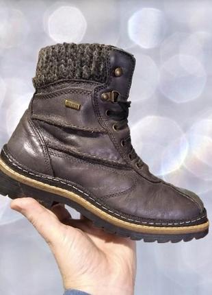 Кожаные ботинки