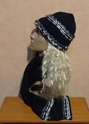 Жіночий в'язаний комплект шапка та довгий шарф (германія).2 фото
