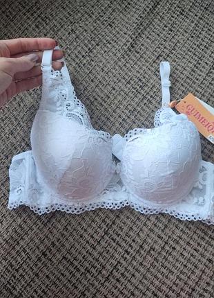 Бюст новый, дефект