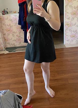 Маленькое чёрное платье