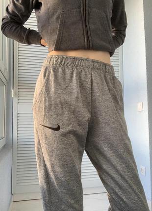 Спортивные штаны nike2 фото