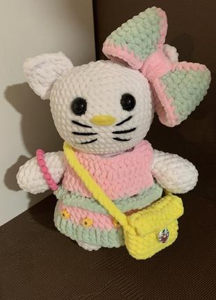 Котик плюшевий ручної роботи