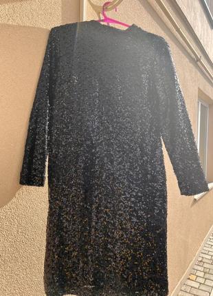 Платье с пайетками