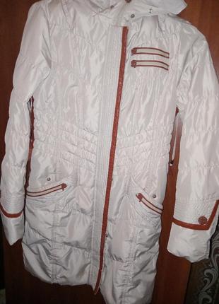 Зимняя куртка белая 46 размер