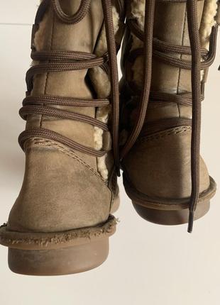 Комфортні шкіряні чоботи від clarks6 фото