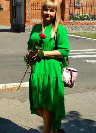 Платье праздничное