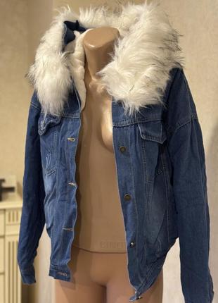 Джинсова куртка