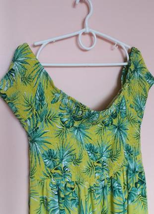 Яскрава жовта в зелені листочки сукня максі з відкритими плечиками, платье цветочное 50-52 р.2 фото