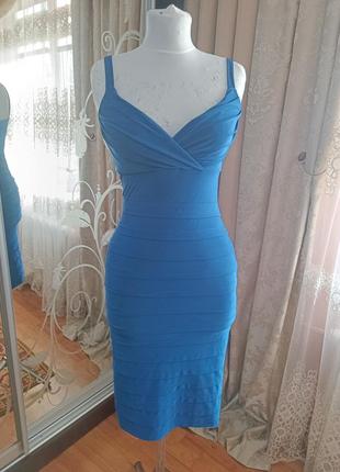 Вечернее платье синяя