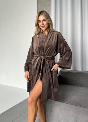Теплий велюровий халат. гарна якість. сірий, чорний та шоколад. 42-52 розміри.2 фото