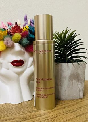 Оригінал емульсія для обличчя clarins nutri-lumiere jour nourishing rejuvenating day emulsion оригинал емульсия для лица
