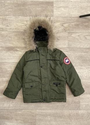 Детская куртка от canada goose