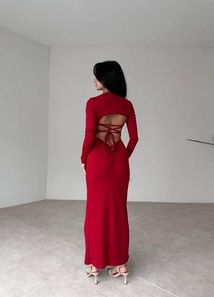 Трендова сукня в стилі міді