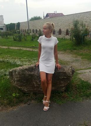 Женское платье