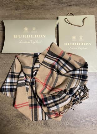 Шарф барберри burberry в подарочной коробке.