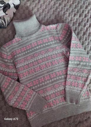 Теплый свитерик на девочку