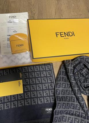 Шарф мужской фенди fendi в подарочной коробке.3 фото