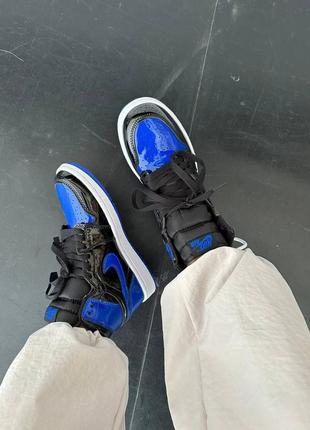 Жіночі кросівки найк nike air jordan retro 1 “patent royal blue” premium6 фото