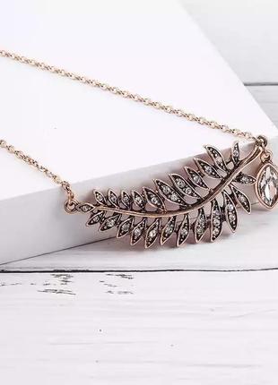 Стильное ожерелье чокер подвеска