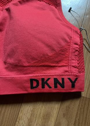 Новый женский спортивный топ dkny4 фото