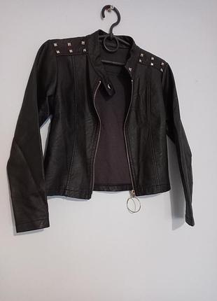 Курточка,косуха 5-6р.