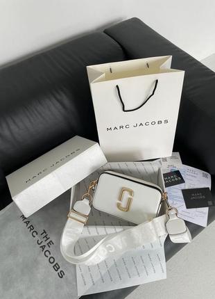 Женская сумка marc jacobs the snapshot white/gold4 фото