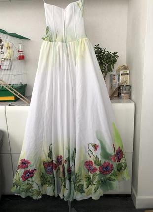 Невероятно красивое свадебное платье в украинском стиле3 фото